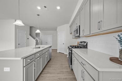 1903 Salt Springs Dr, Saline, MI 48176 - photo 3