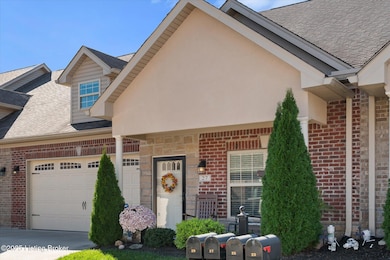 Side Right_08-27 Pheasant Glen Dr-0016_c