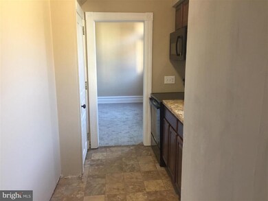 5 N Walnut St unit 5, Boyertown, PA 19512 - photo 3