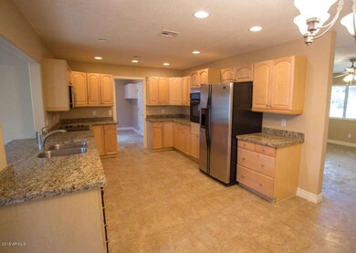 Kitchen - Wide