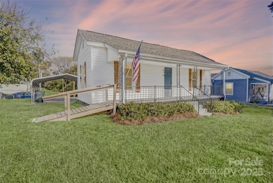 676 Cabarrus Ave W, Concord, NC 28027 - photo 2