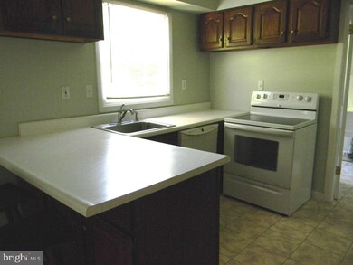 12603 Kernwood Ln, Bowie, MD 20715 - photo 6