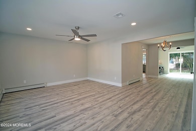 127 Castleton Dr, Toms River, NJ 08757 - photo 4