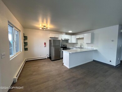 1009 W 30th Ave, Anchorage, AK 99503 - photo 2