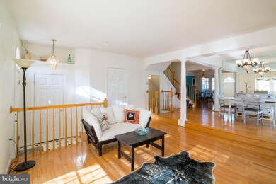 14 Stags Leap Ct, Germantown, MD 20874 - photo 2