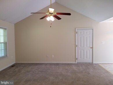 110 General Lee Ct, Montross, VA 22520 - photo 4