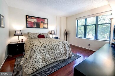 The Richmond Condominiums unit 206, Washington, DC 20036 - photo 2