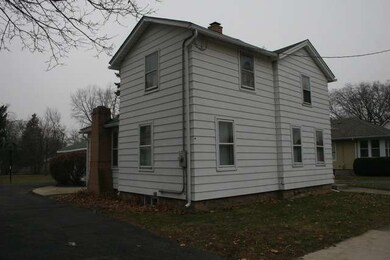 207 S Prairie St, Batavia, IL 60510 - photo 2