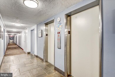 Barcroft Hills Condominium unit 801, Baileys Crossroads, VA 22041 - photo 5