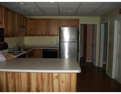 1 Spring St, Amesbury, MA 01913 - photo 4