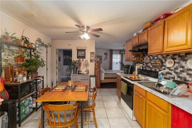 35 Carpenter St, Cumberland, RI 02864 - photo 4