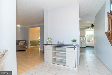 143 Independence Dr, Morrisville, PA 19067 - photo 3