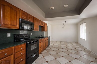 Kitchen & Casual Dining