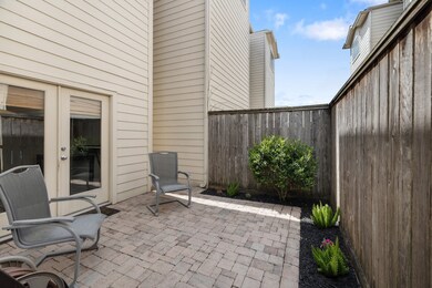 423 W 26th St, Houston, TX 77008 - photo 6