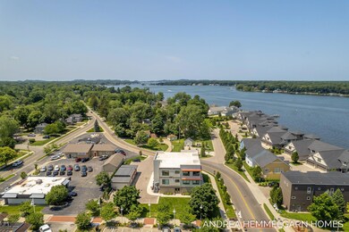 8-web-or-mls-532 W 16th St, Holland-8