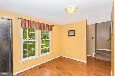 9651 Glendower Ct, Laurel, MD 20723 - photo 5