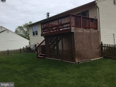 9402 Seven Courts Dr, Nottingham, MD 21236 - photo 6