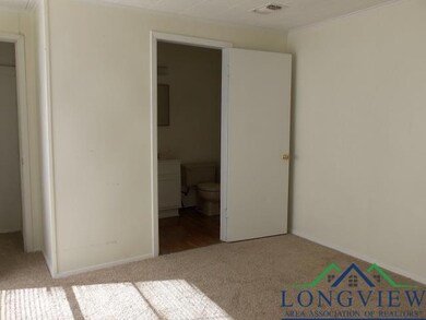 305 Highland Dr, Kilgore, TX 75662 - photo 6