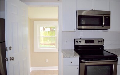 16 Schofield St, Johnston, RI 02919 - photo 5