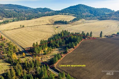 View of property location with property parcel outlined and mountains