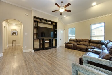 7914 Virgil St, Houston, TX 77088 - photo 4