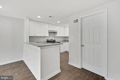 9391 Chadburn Place, Montgomery Village, MD 20886 - photo 5