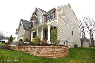 120 Fairway Dr, Drums, PA 18222 - photo 2
