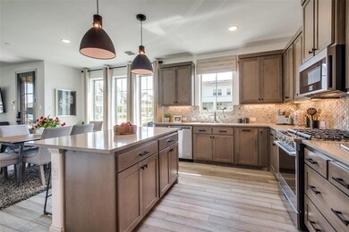 8647 Dynasty Ln, Frisco, TX 75034 - photo 5