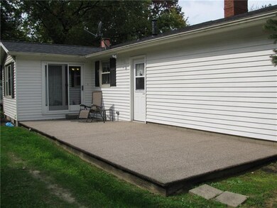 REAR WOOD PATIO OFF D.R.
