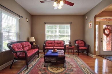 13 Timberwood Dr, Maryville, IL 62062 - photo 5