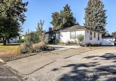 C647CCF5-2E71-4B24-8D2A-772F65B9EE69 - C