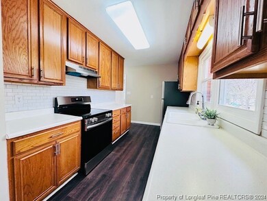 733 Newport Rd, Fayetteville, NC 28314 - photo 5