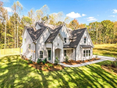 8240 Scarlett Grace Ln, Gainesville, GA 30506 - photo 5