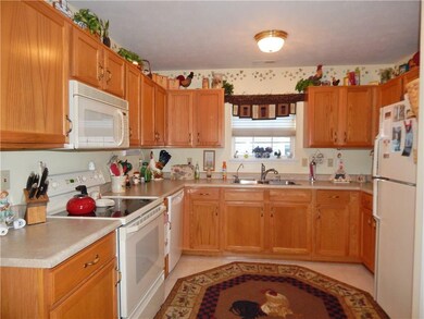 1027 Ebony Cir, Franklin, IN 46131 - photo 5