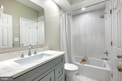 1377 Garden Wall Cir unit 609, Reston, VA 20194 - photo 7