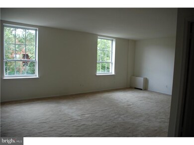264 W Montgomery Ave unit 401, Ardmore, PA 19003 - photo 5