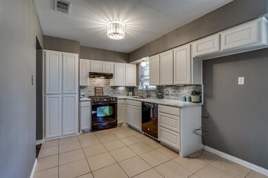 2705 Linda Dr, Ennis, TX 75119 - photo 7