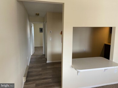 123 W 7th Ave unit 11, Ranson, WV 25438 - photo 2