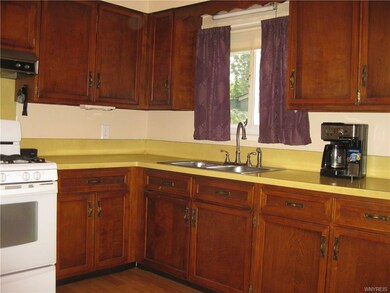 42 Jesella Dr, North Tonawanda, NY 14120 - photo 4