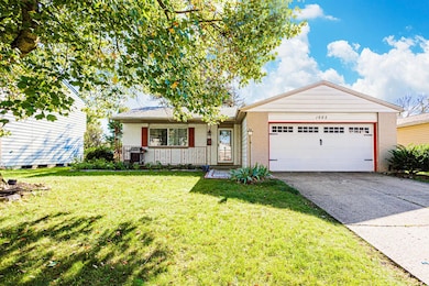 1665 Nestling Dr, Columbus, OH 43229 - photo 3