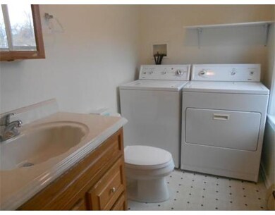 285 Providence Rd unit 1, South Grafton, MA 01560 - photo 2