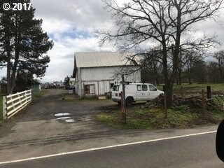 31176 S Highway 213, Molalla, OR 97038 - photo 6