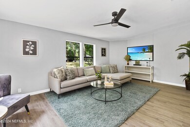 4162 Saunders Dr, Middleburg, FL 32068 - photo 6