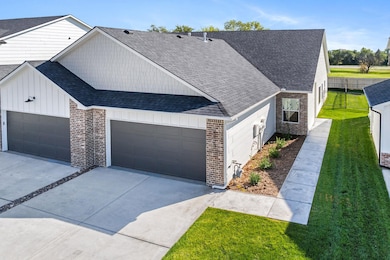 2229 N 159th St E, Wichita, KS 67228 - photo 2