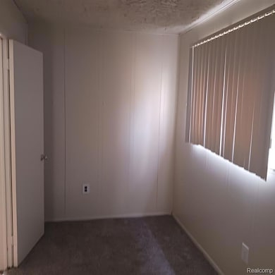 18411 Meyers Rd, Detroit, MI 48235 - photo 7