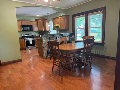 1315 W Clark St, Albert Lea, MN 56007 - photo 4