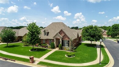 19829 Crest Ridge Dr, Edmond, OK 73012 - photo 4