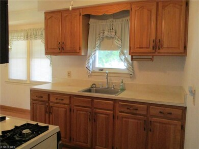 28735 Alton Rd, Wickliffe, OH 44092 - photo 6