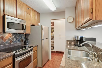 433 S 7th St unit 2308, Minneapolis, MN 55415 - photo 7