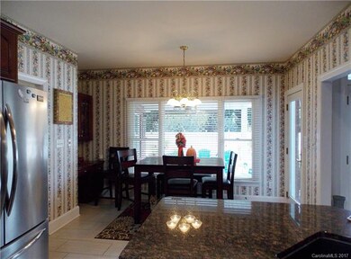 2421 Falcon Ln, Statesville, NC 28625 - photo 6